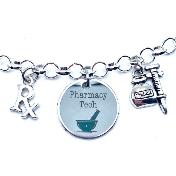 Pharmacy Tech Charm Bracelet - Picture 5 of 8